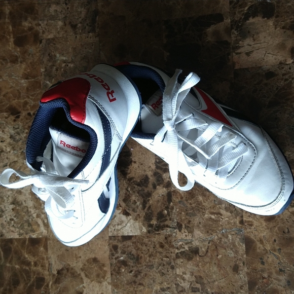 Reebok boys sneakers size 1 US  little boy - Picture 3 of 8